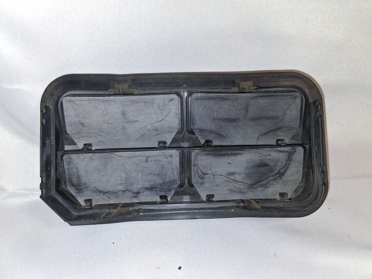 OEM# 22788177 2019 Chevy Tahoe Premier Quarter Panel Air Vent