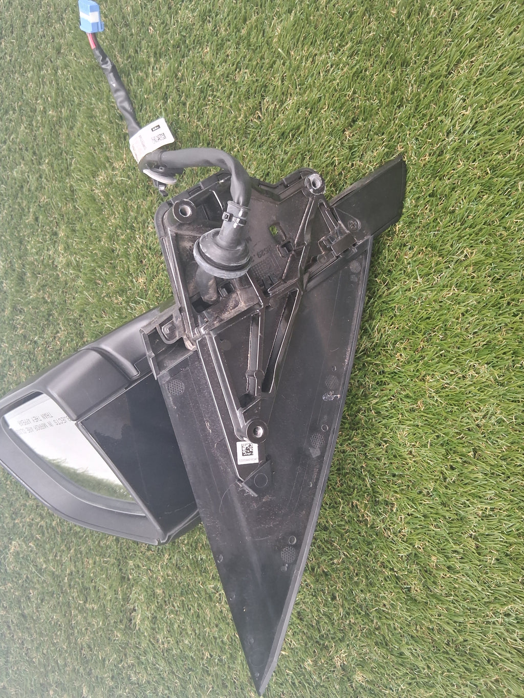 OEM 1594112-99-B 2022 Tesla Model Y Right Door Rear View Mirror