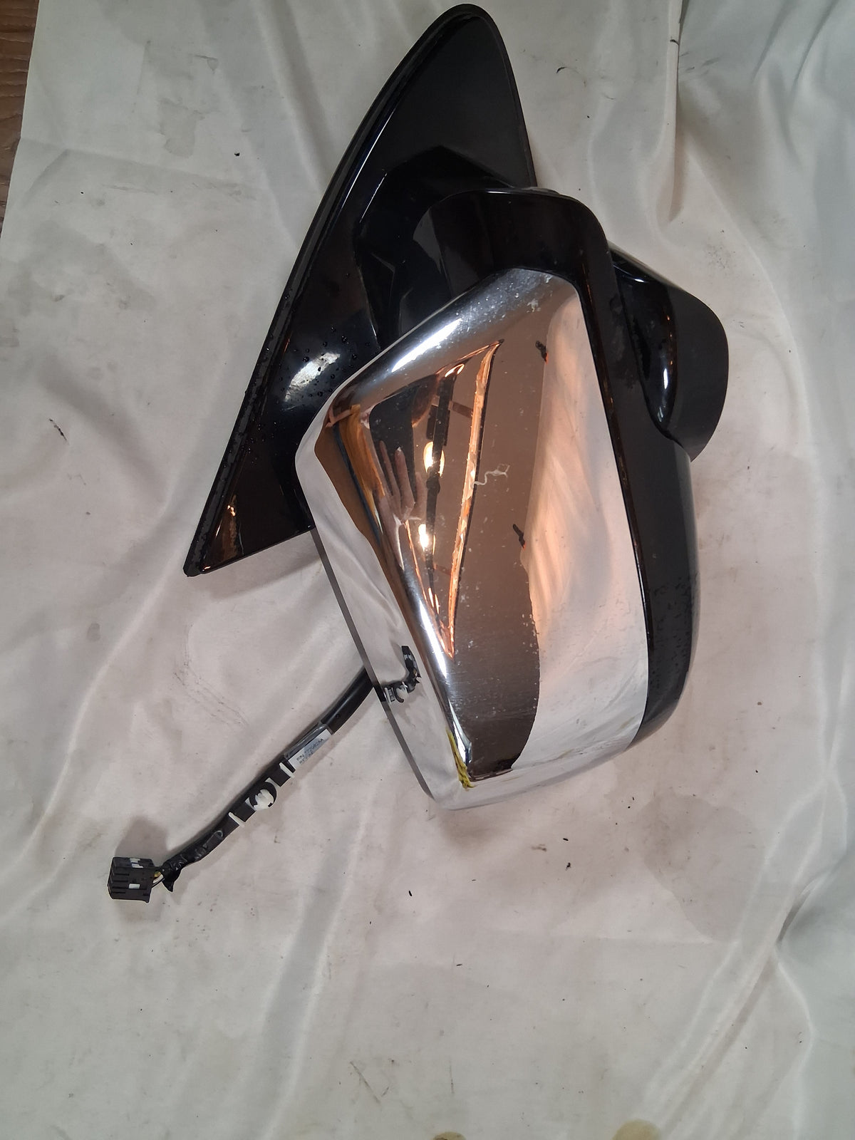 OEM# 84664795 2019 Chevy Tahoe Premier Side View Mirror