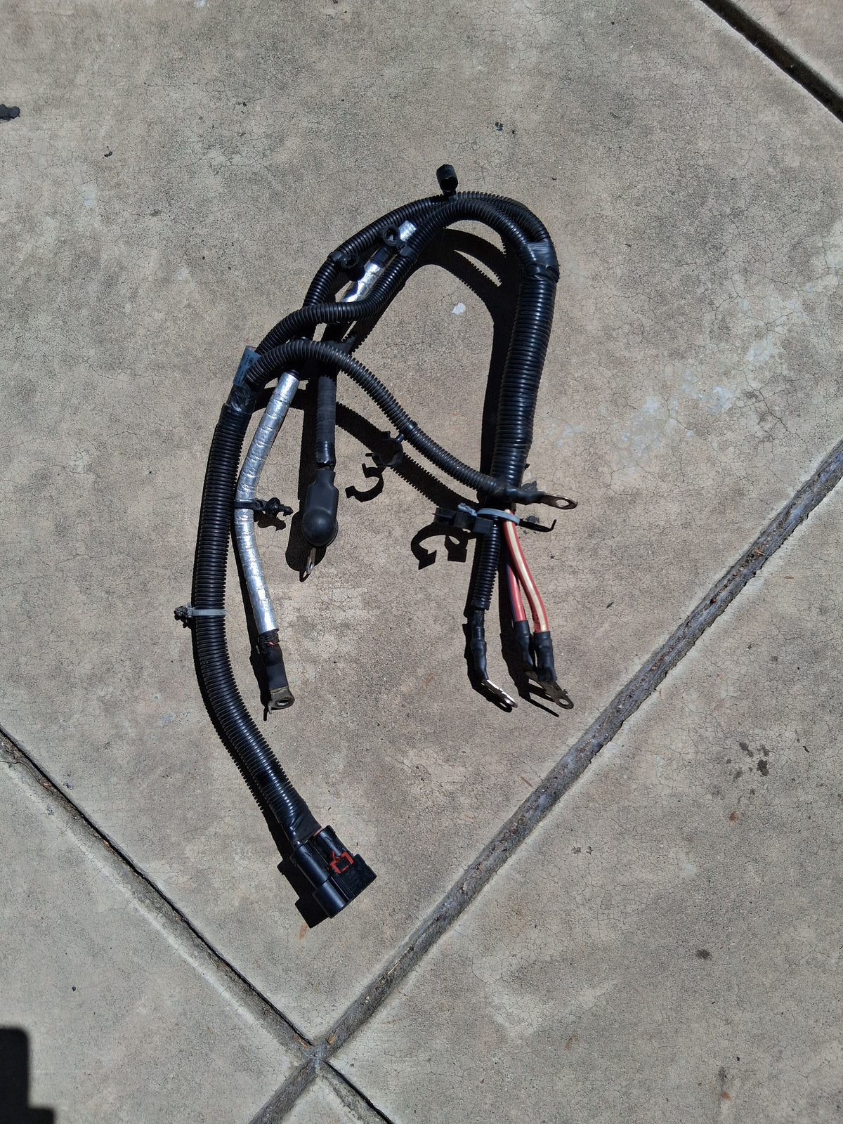 OEM# 84411921 2019 Chevy Tahoe Premier Battery Cable Wire Harness