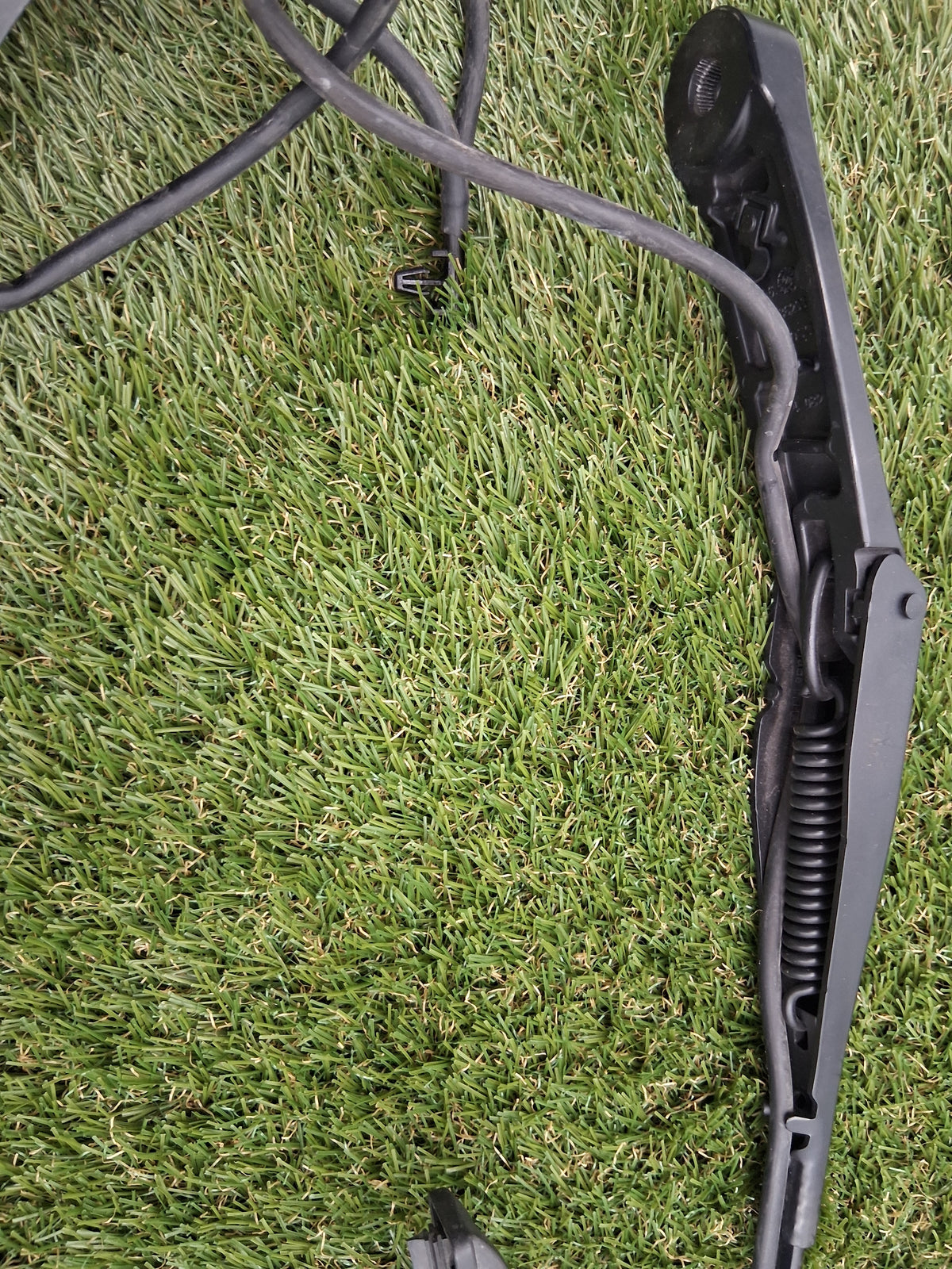 OEM 2022 Tesla Model Y Windshield Wiper Arm Set