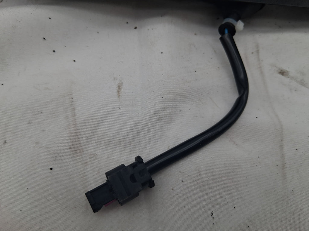 OEM# 23339223 2019 Chevy Tahoe Premier Tailgate Handle Applique