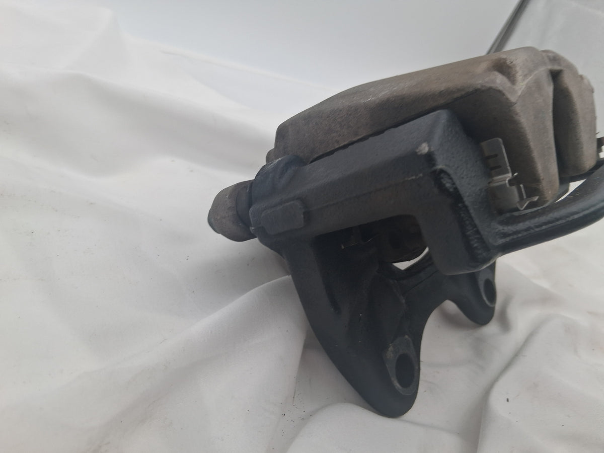 OEM 2019 Chevy Tahoe Premier Wheel Brake Caliper Assembly