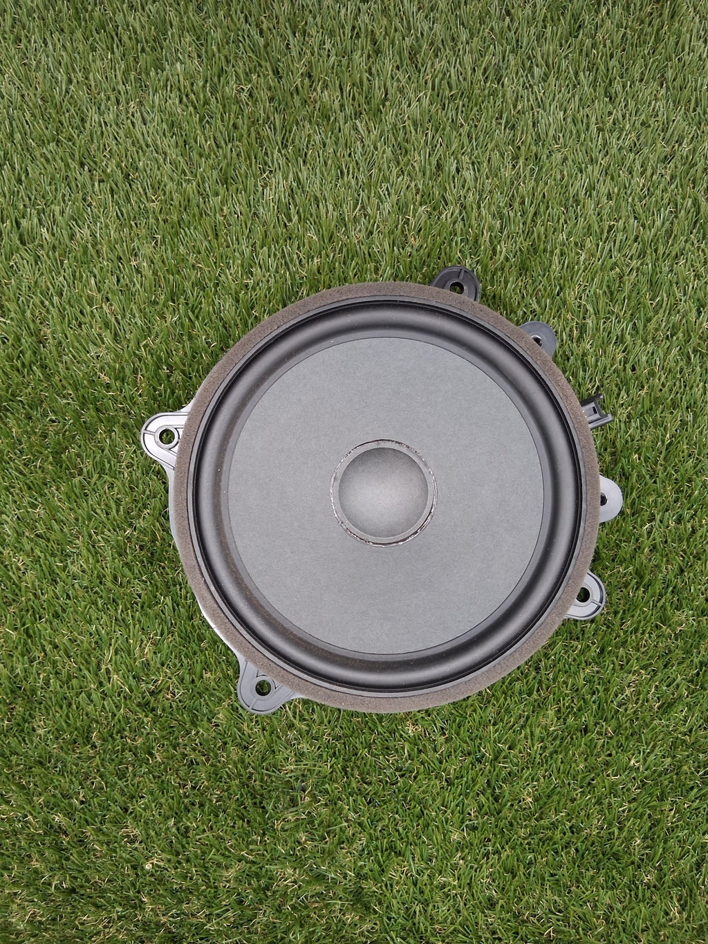 OEM 1079744-00-E 2022 Tesla Model Y Front Door Speaker