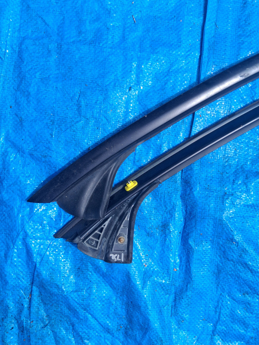 OEM 1495731-00-A 2022 Tesla Model Y Both Roof Trim Molding Cover