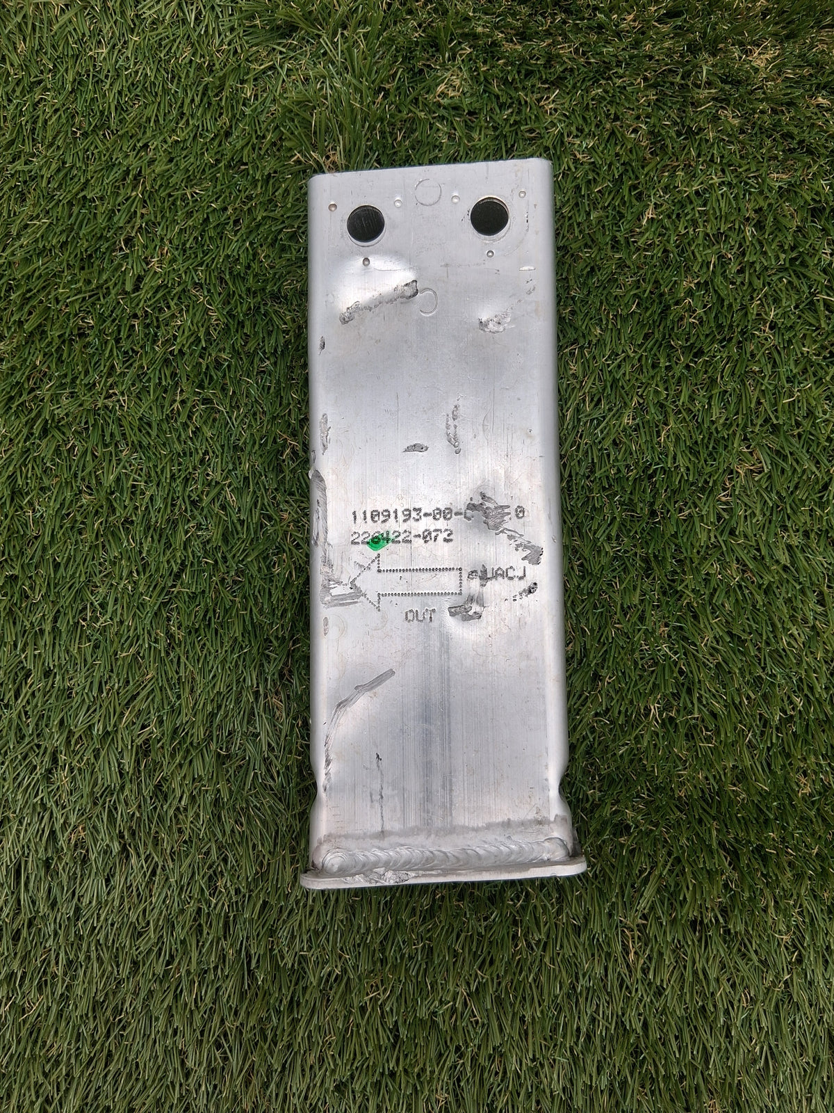 OEM 1109193-00-C 2022 Tesla Model Y Front Reinforcement Crush Can Bar