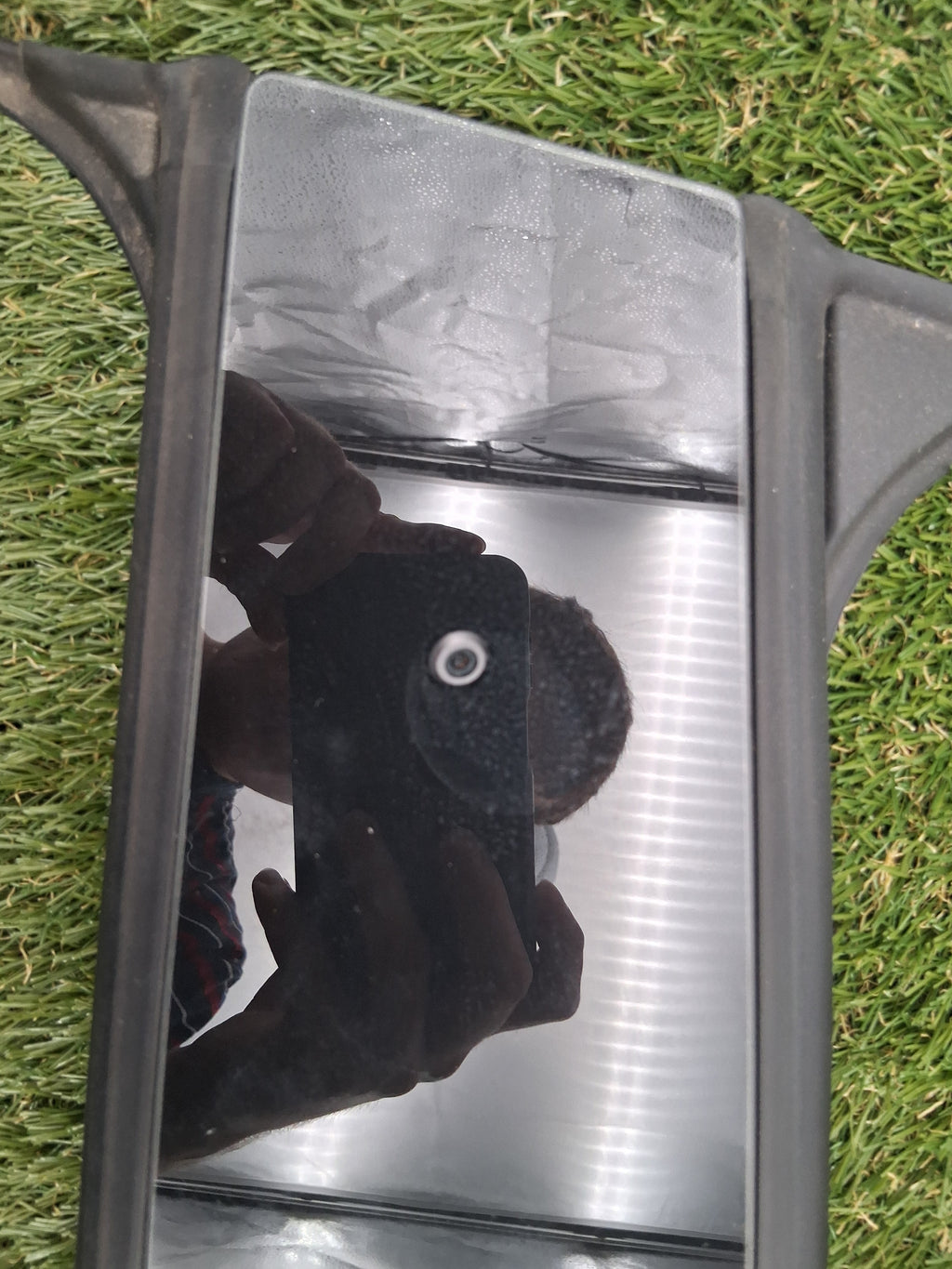OEM 1516258-00-E 2022 Tesla Model Y Right Exterior B Pillar Applique Glass Camera Assy