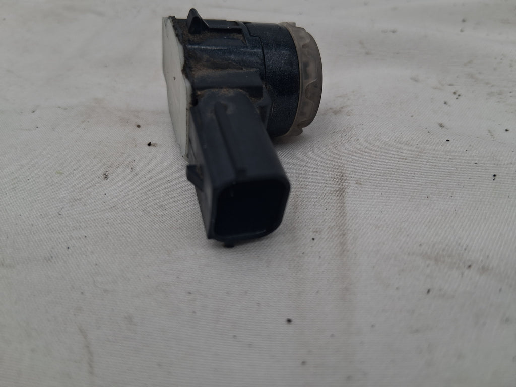 OEM# 84328649 2019 Chevy Tahoe Premier Bumper Parking Ultrasonic Sensor