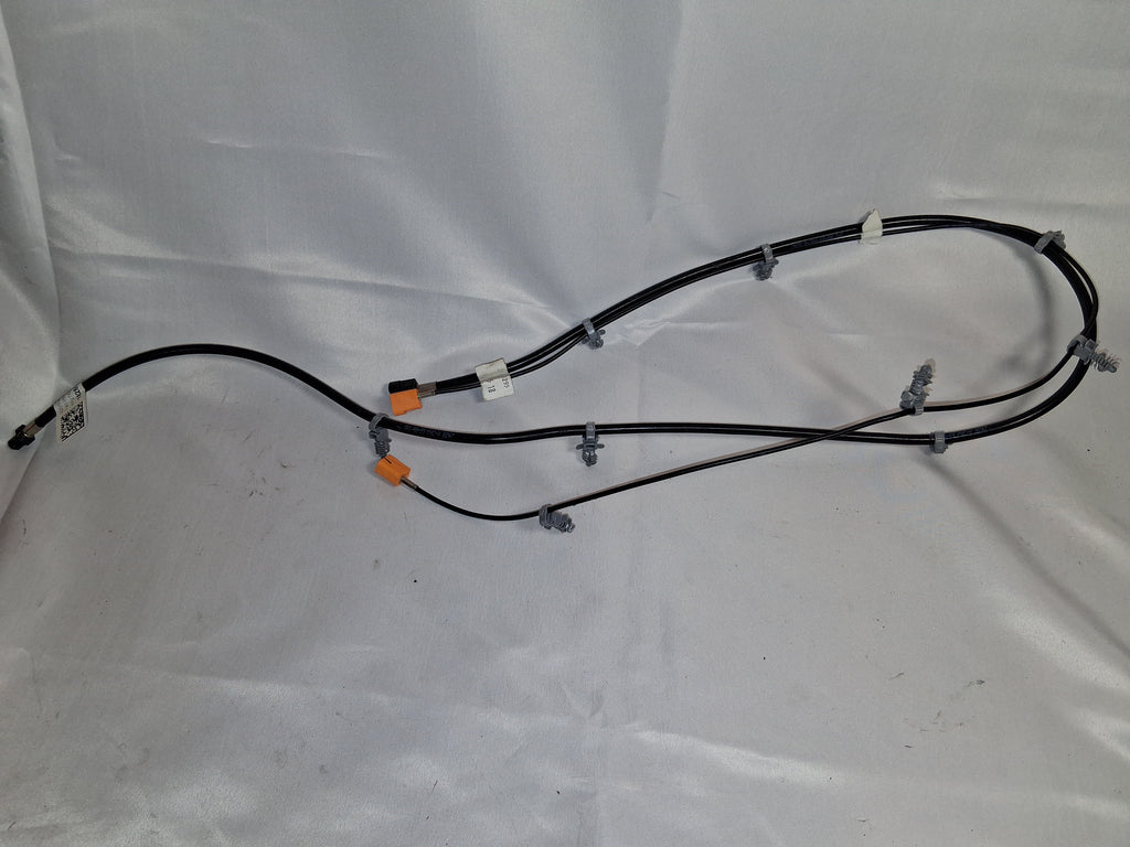 OEM# 22993295 2015-20 Chevy Tahoe Yukon Radio Antenna Wire Cable