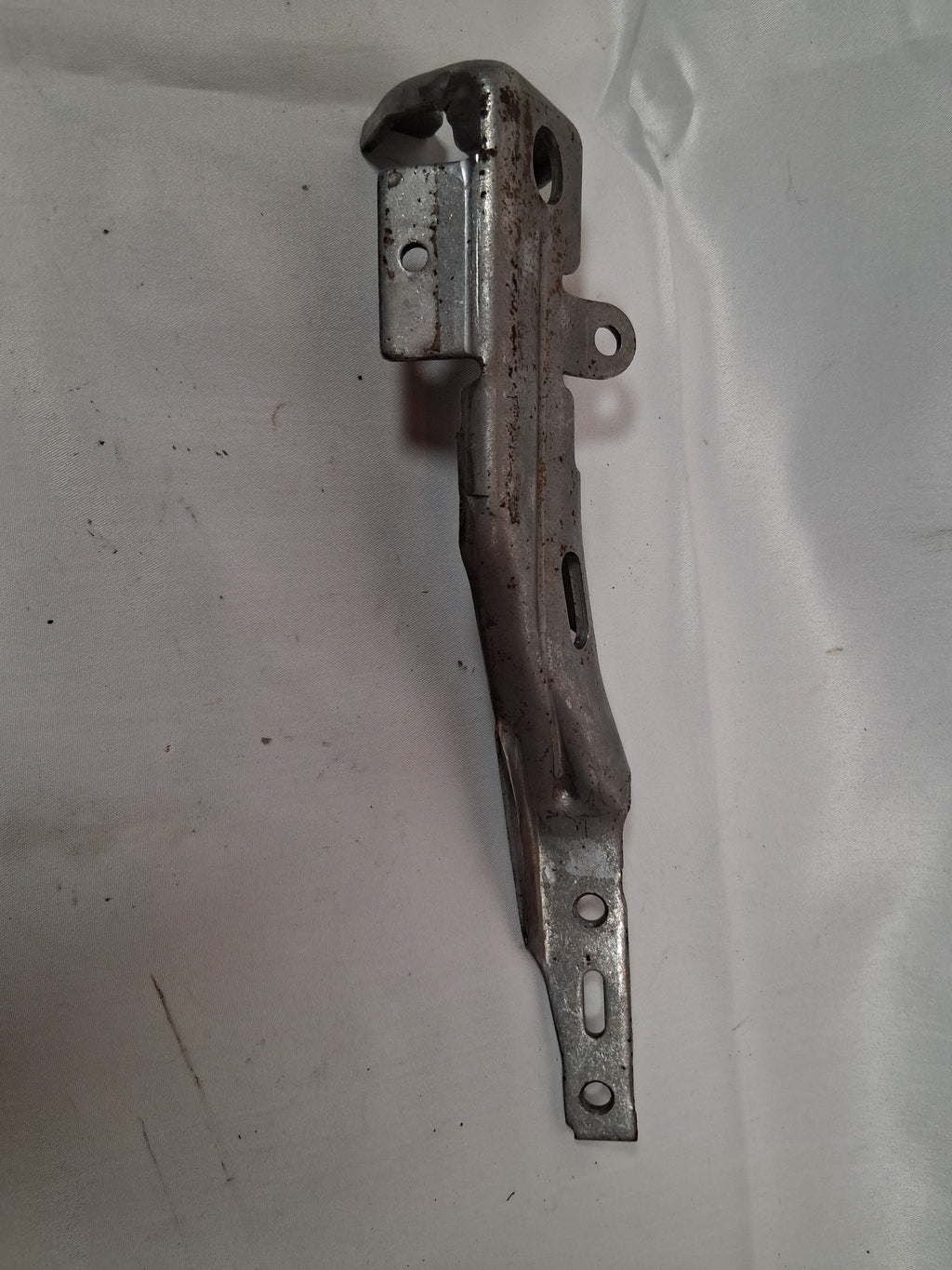 OEM# 2019 Chevy Tahoe Premier Hood Hinge