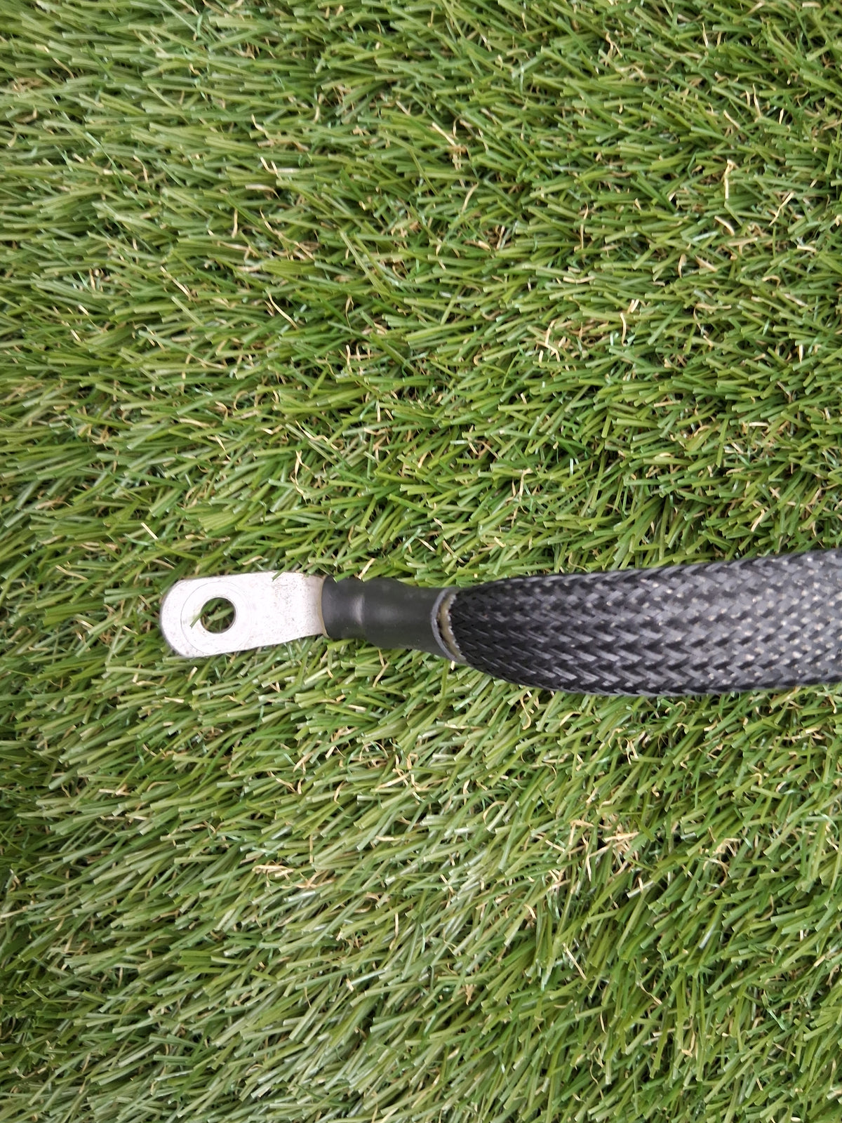 OEM 1070979-00-G 2022 Tesla Model Y Rear Motor Ground Cable Strap