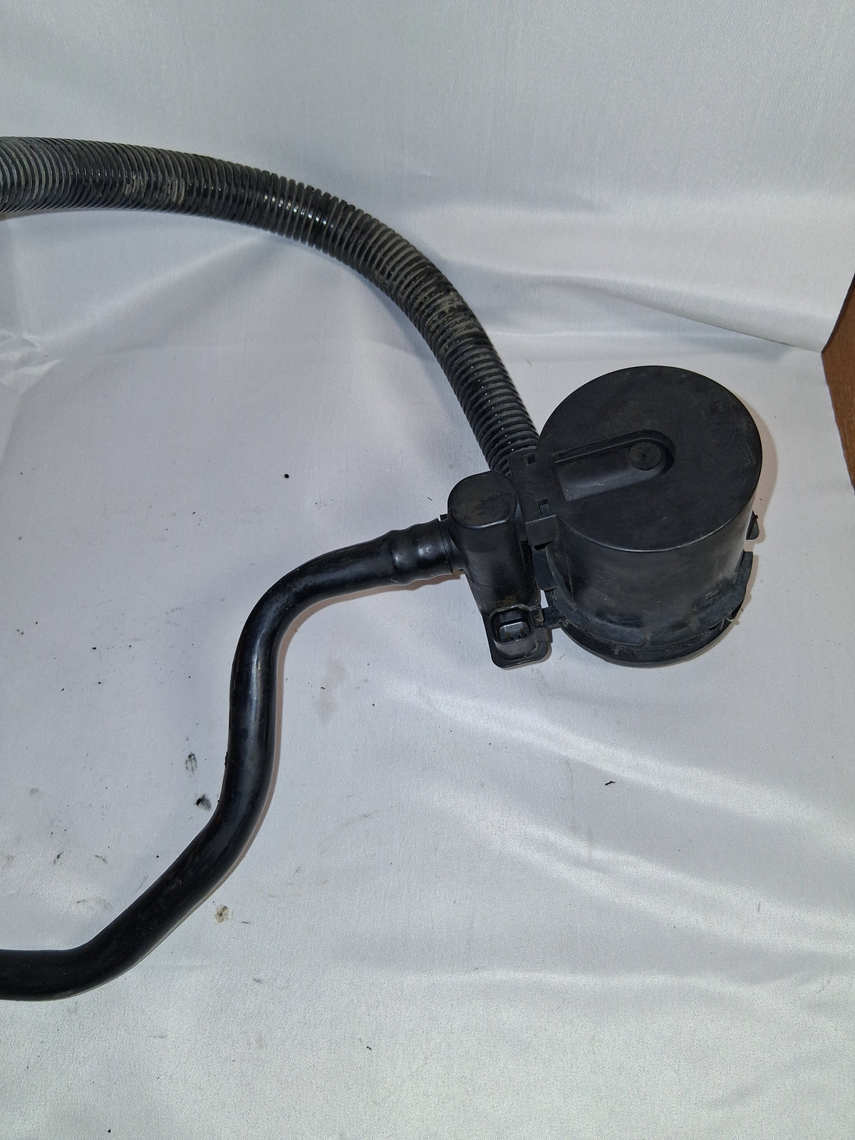 OEM# 6599350 2019 Chevy Tahoe Premier Vapor Canister Valve with Tube