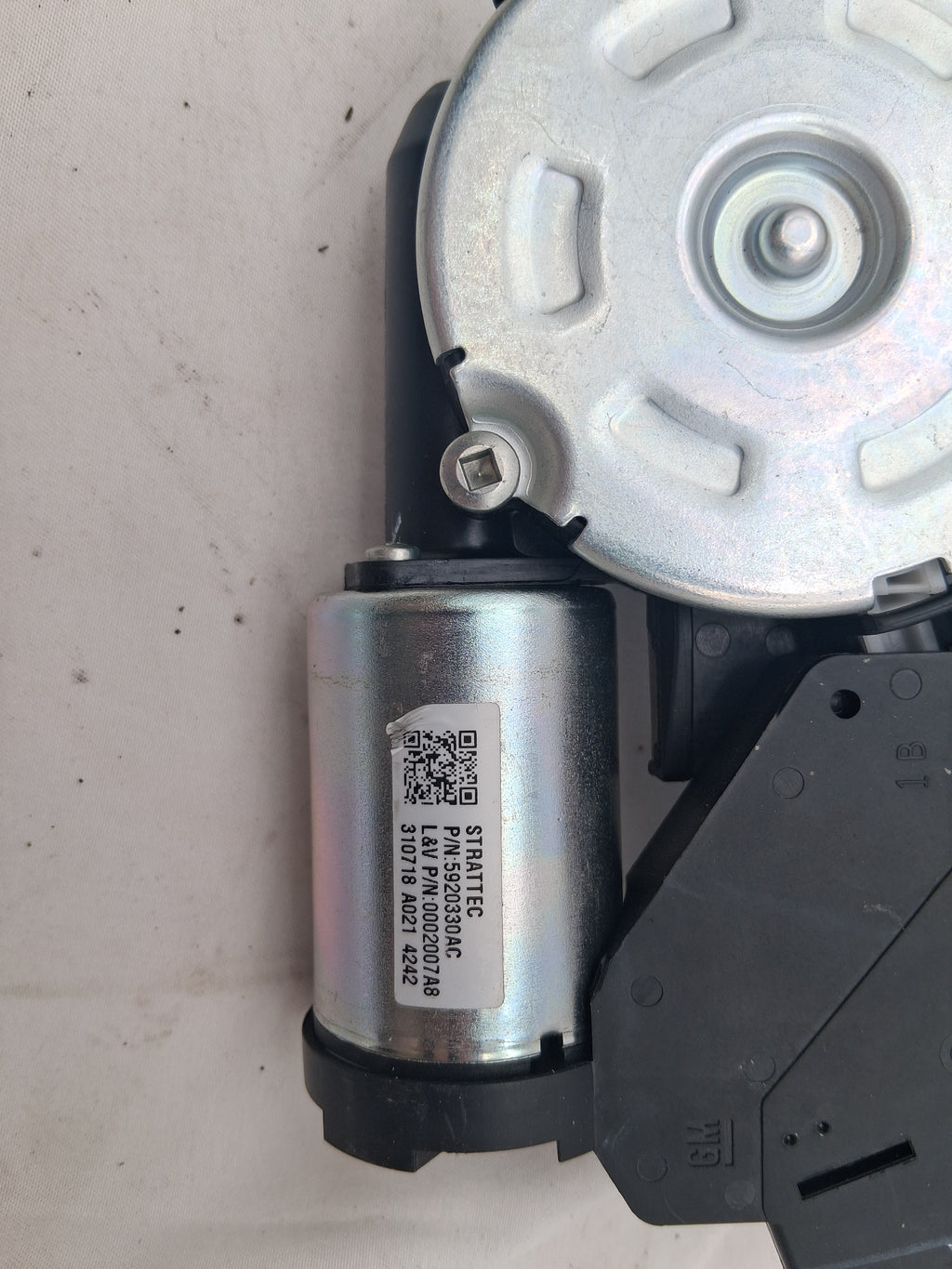 OEM# 0002007A8 2019 Chevy Tahoe Premier Tailgate Liftgate Power Motor Lock
