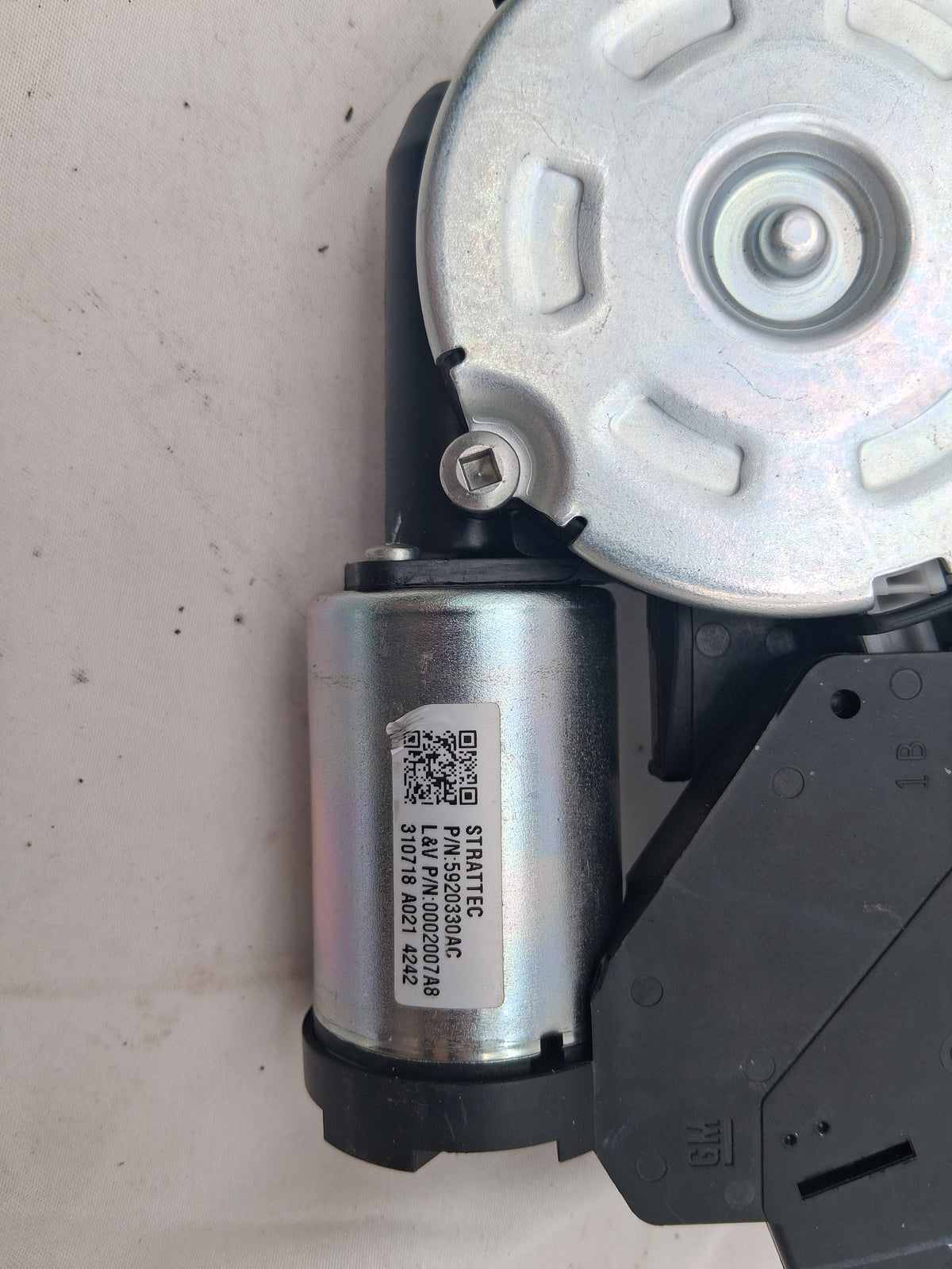 OEM# 0002007A8 2019 Chevy Tahoe Premier Tailgate Liftgate Power Motor Lock