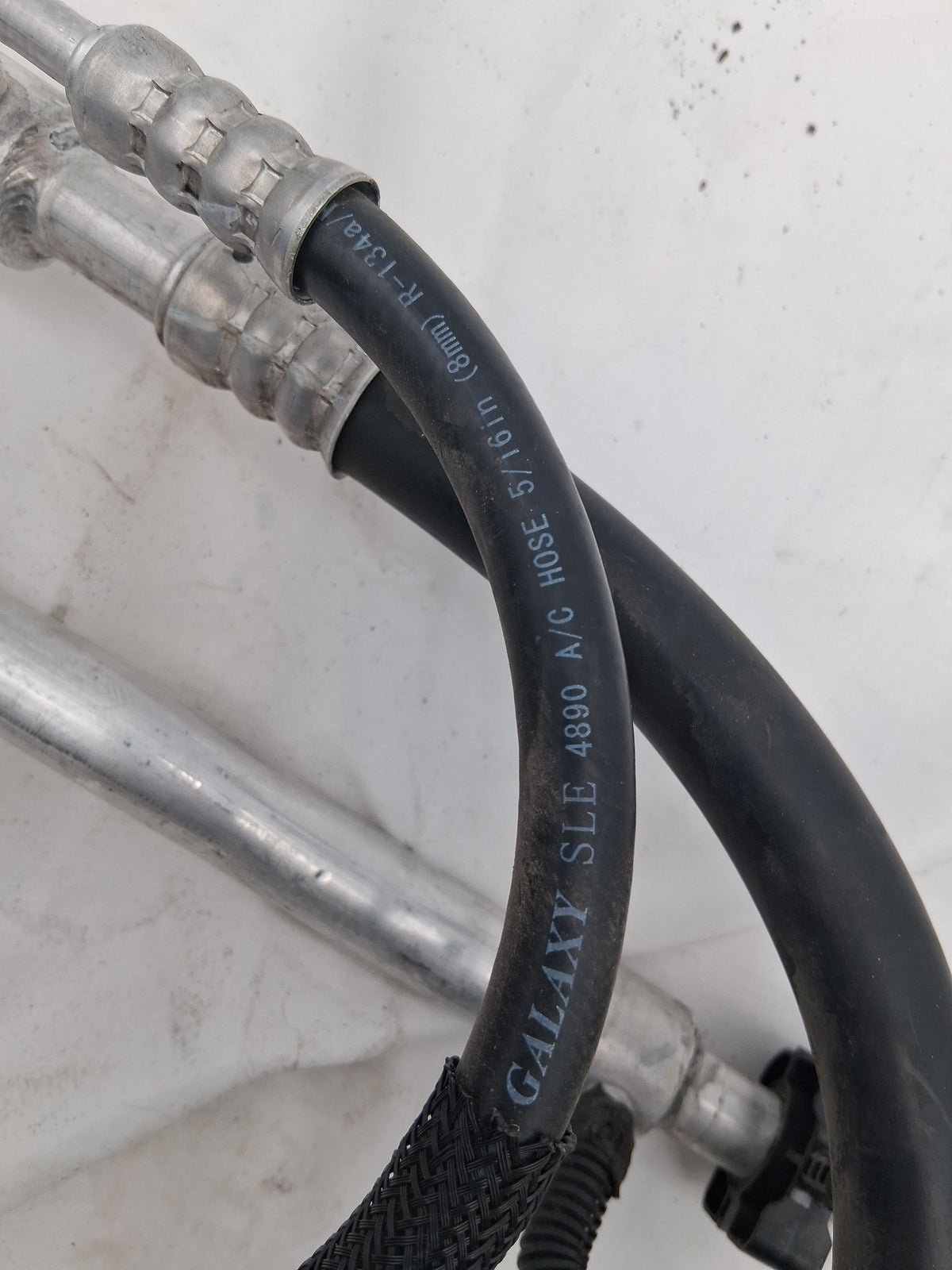 OEM# 84459869 2019 Chevy Tahoe Premier Air Conditioning Compressor Hose