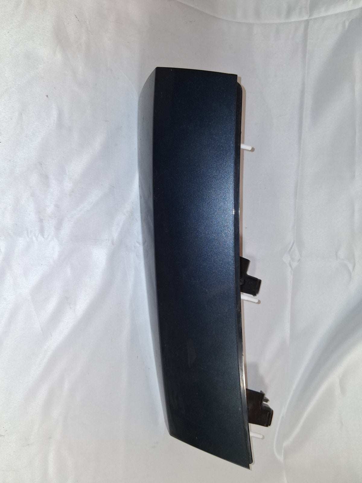 OEM# 22826302 2019 Chevy Tahoe Premier Pillar Molding Trim