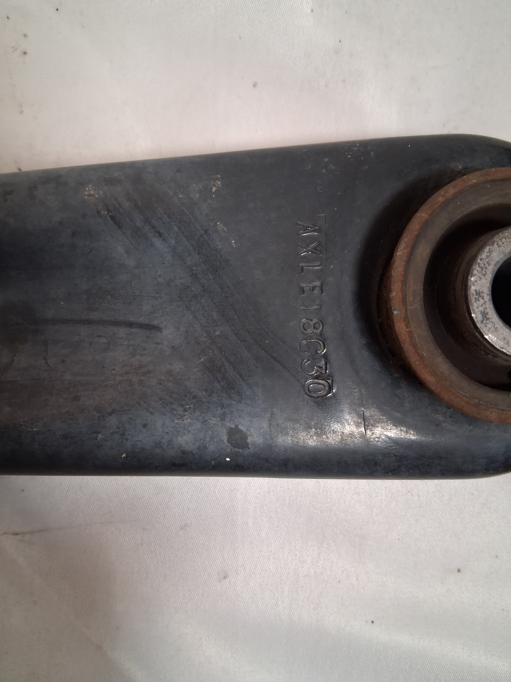 OEM# 22902203 2019 Chevy Tahoe Premier Lick Arm Track Bar