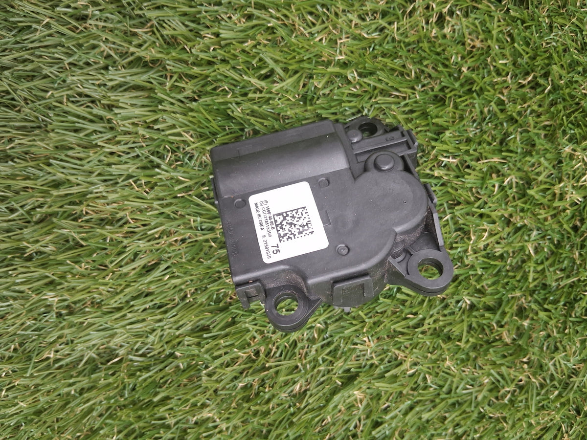 OEM 1500640-00-B 2022 Tesla Model Y Control Valves Interior Heating