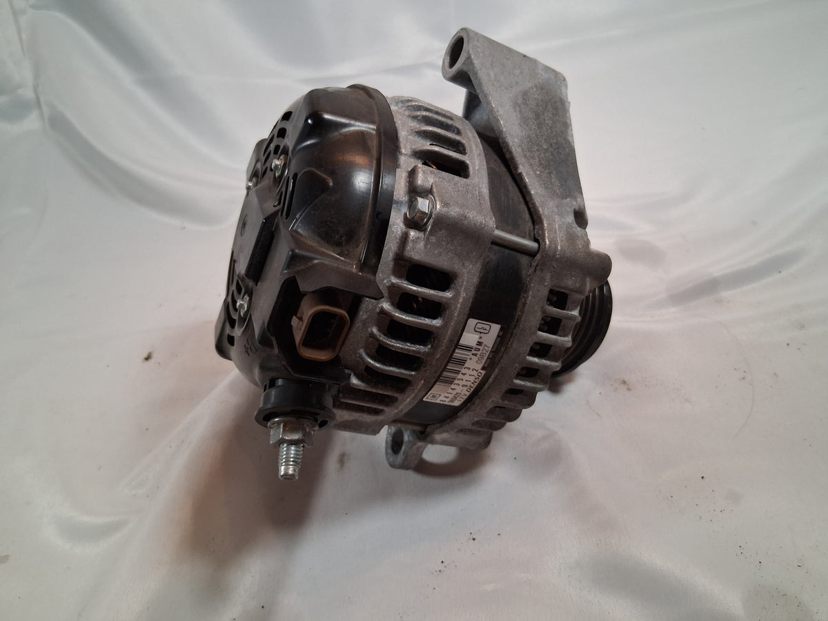 2019 Chevy Tahoe Premier Alternator 84143543