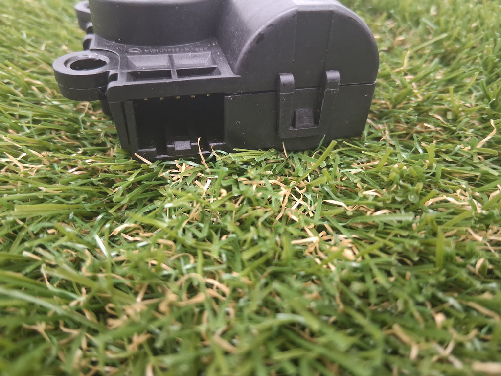 OEM 1500640-00-B 2022 Tesla Model Y Heater A/C Actuator Flap Motor