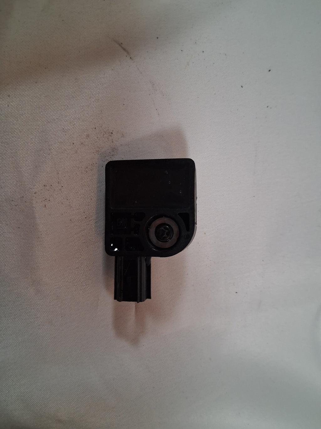 2019 Chevy Tahoe Premier Airbag Side Impact Rear Crash Sensor 26671010