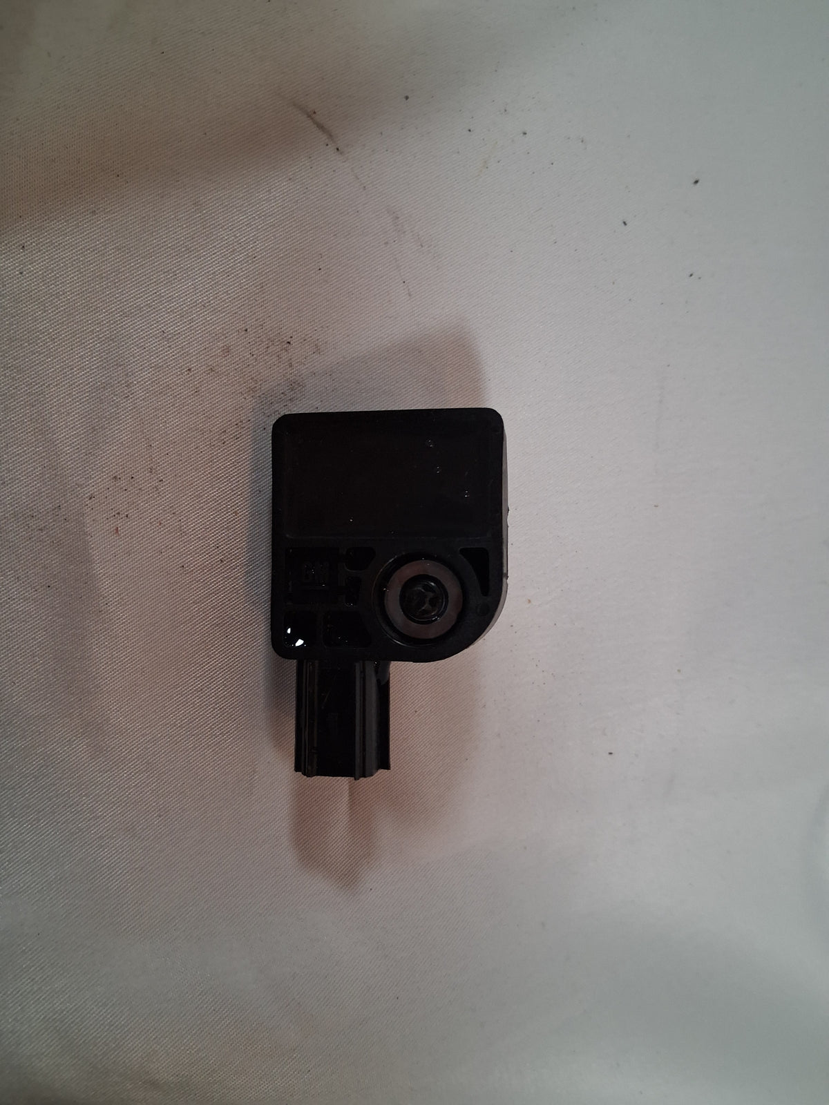 2019 Chevy Tahoe Premier Airbag Side Impact Rear Crash Sensor 26671010