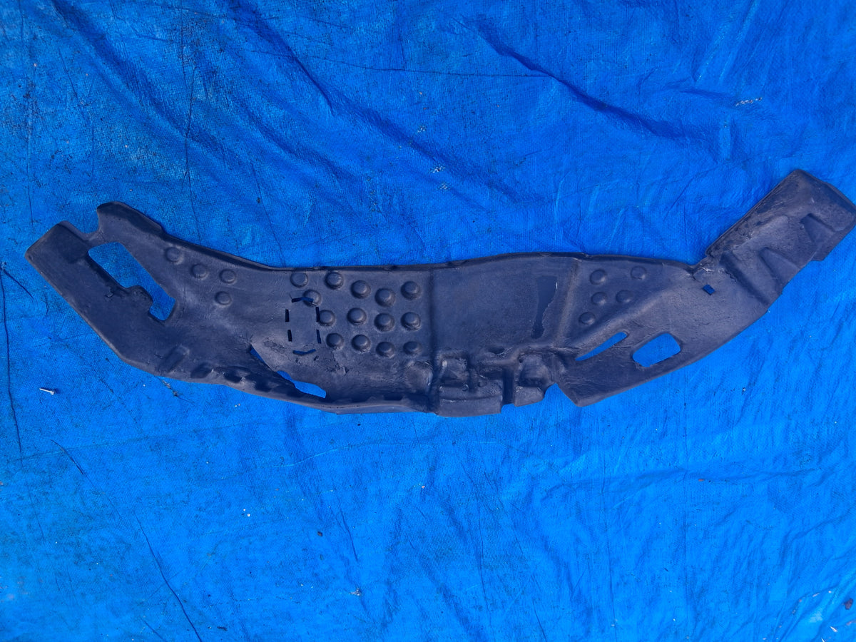 OEM 1492943-00-E 2022 Tesla Model Y Wheelhouse Insulator RH FR