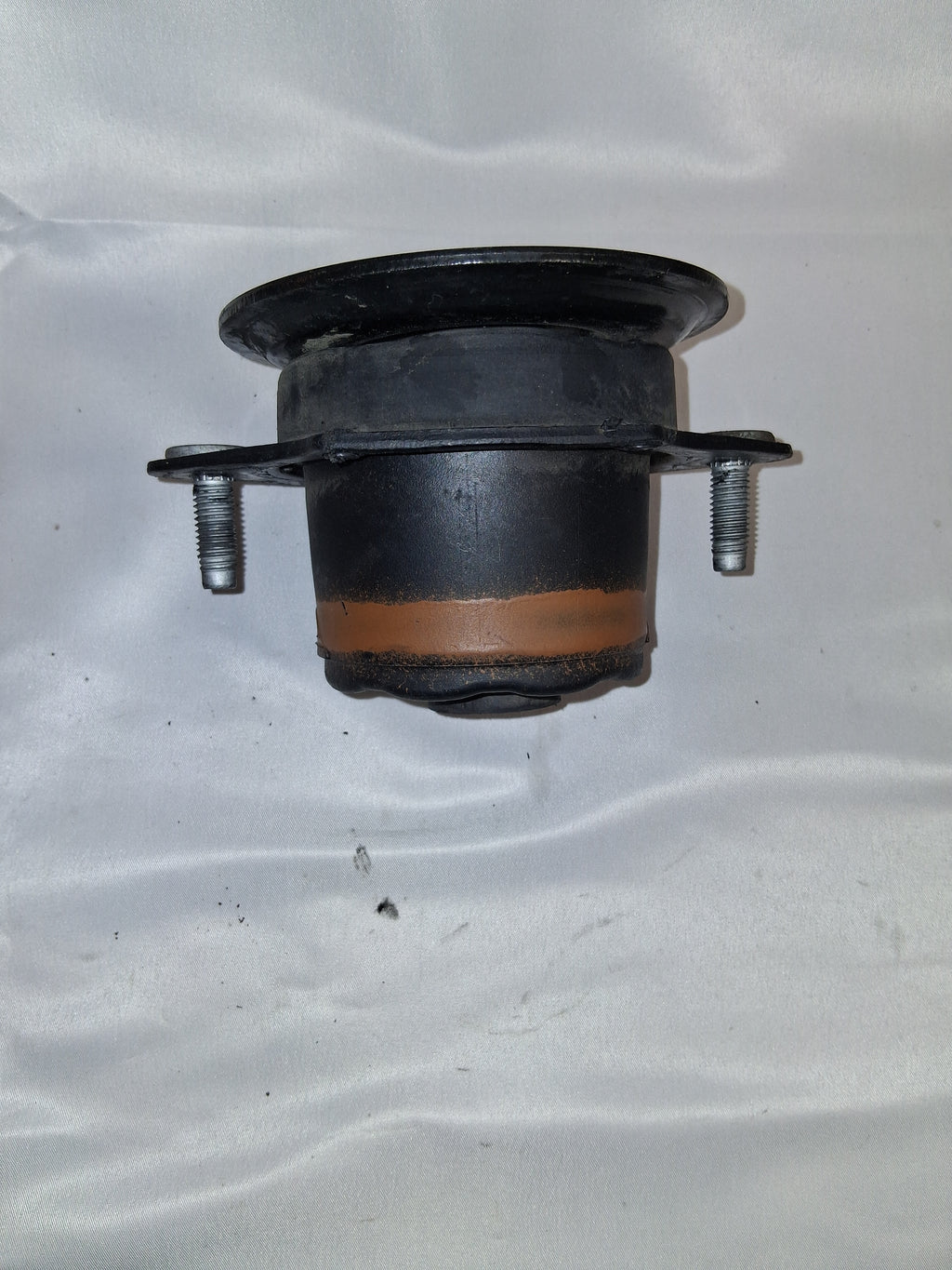 OEM# 23248396 2019 Chevy Tahoe Premier Body Mount Cushion Insulator