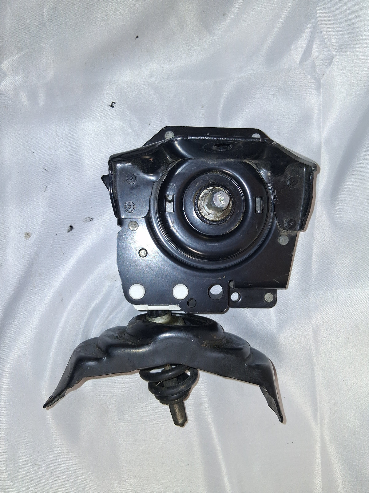 OEM# 84300486 2019 Chevy Tahoe Premier Spare Tire Hoist Carrier