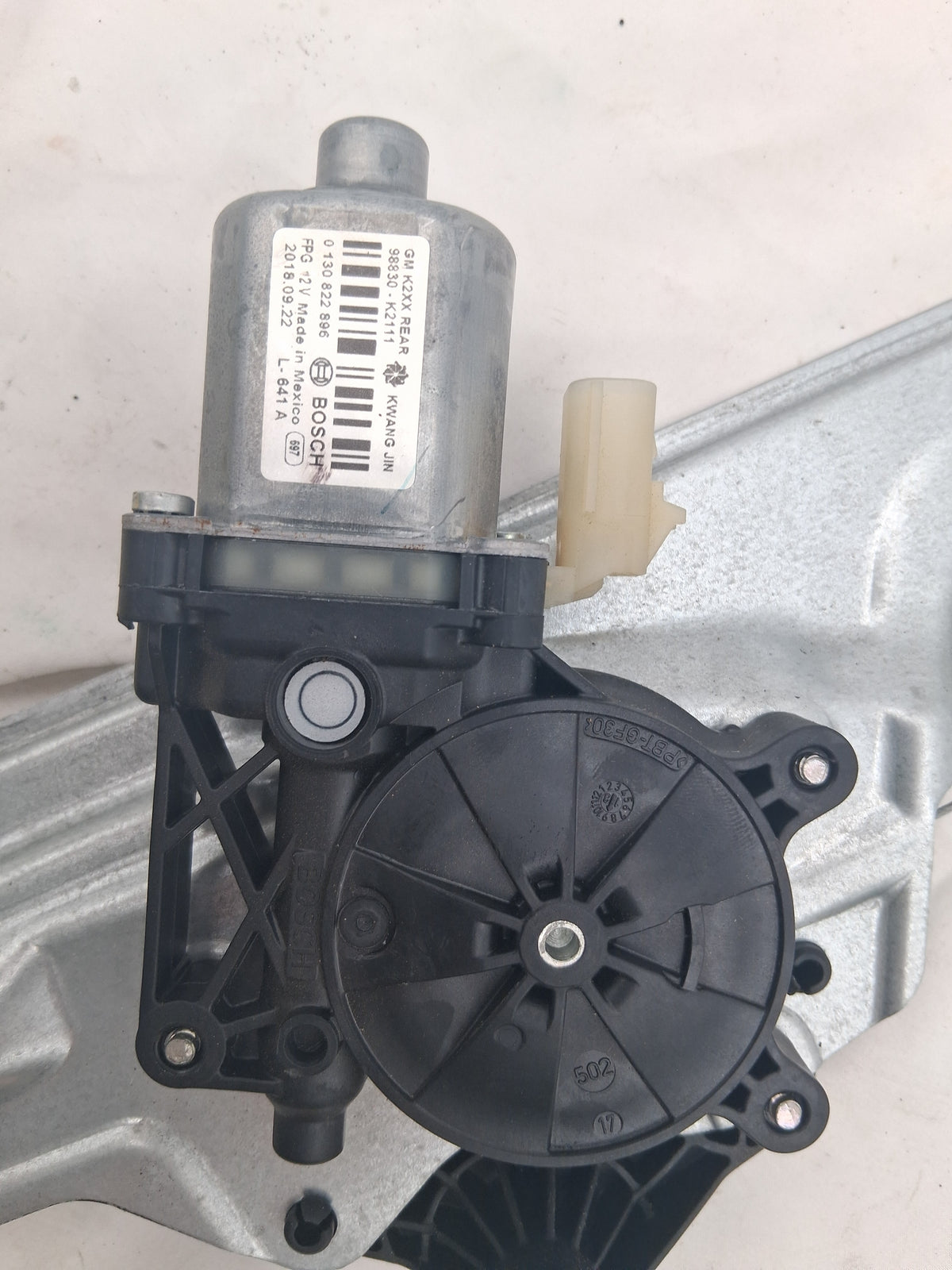 OEM# 98830-K2111 2019 Chevy Tahoe Premier Rear Right Window Motor
