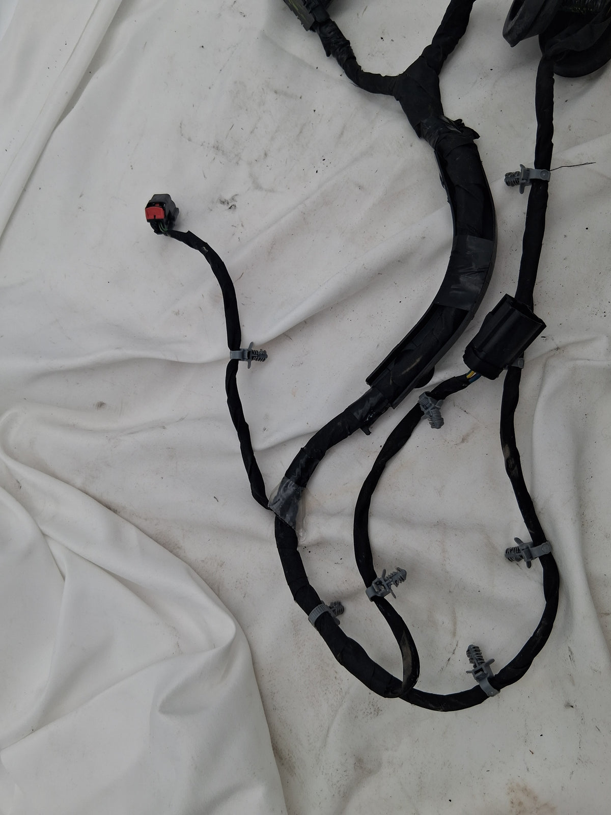 OEM# 2019 Chevy Tahoe Premier Door Panel Wiring Harness