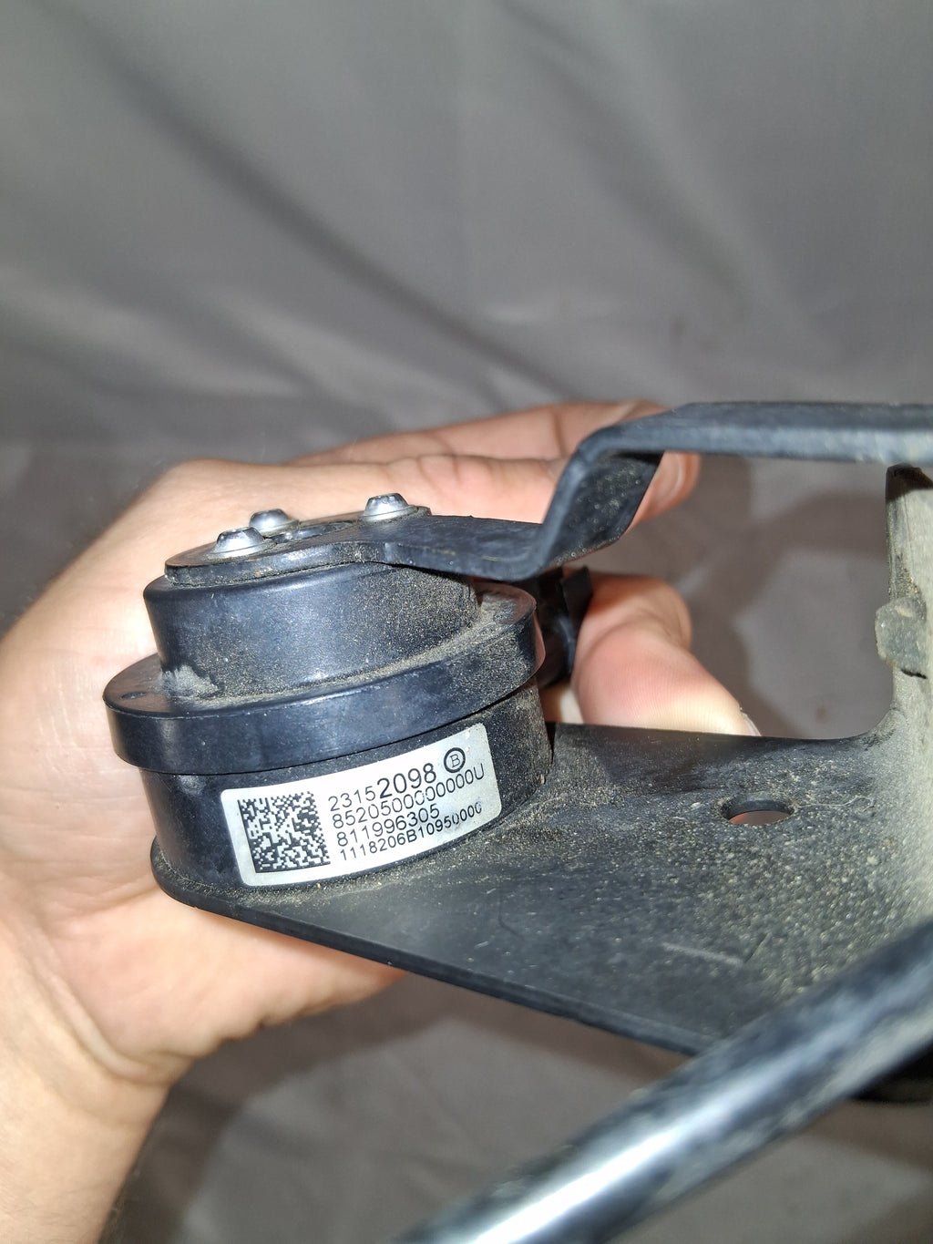 OEM# 23152098 2019 Chevy Tahoe Premier Left Air Ride Height Level Sensor