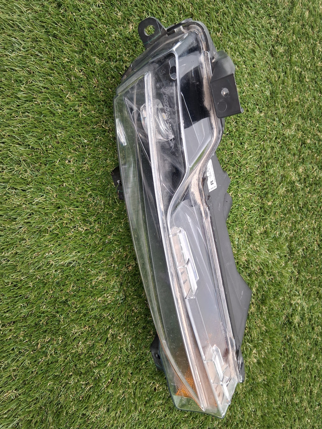 OEM 1507931-00-C 2022 Tesla Model Y Right Side LED Fog Light