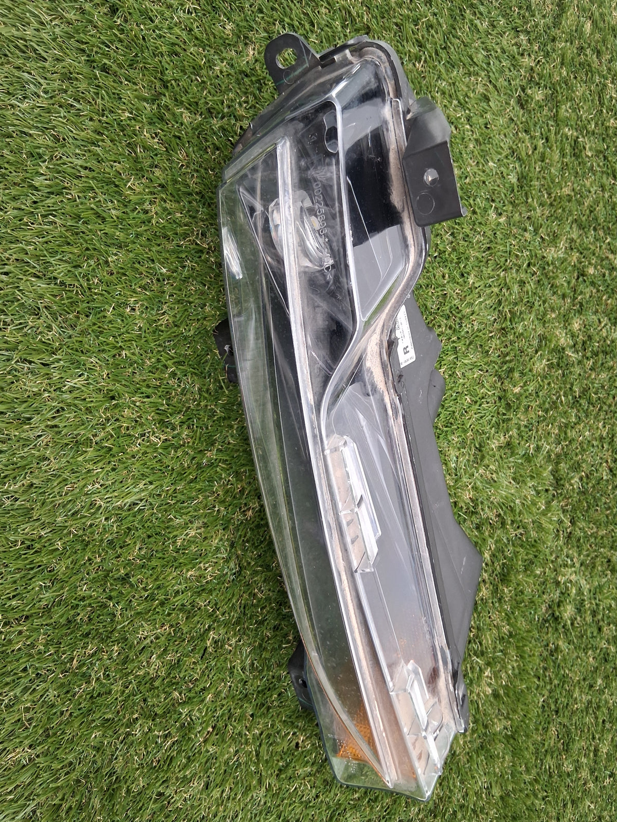 OEM 1507931-00-C 2022 Tesla Model Y Right Side LED Fog Light