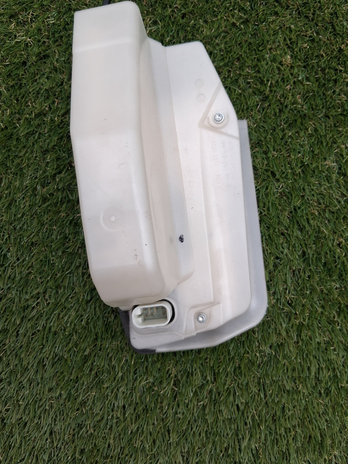 OEM 1500673-00-B 2022 Tesla Model Y Right Door Lock Actuator