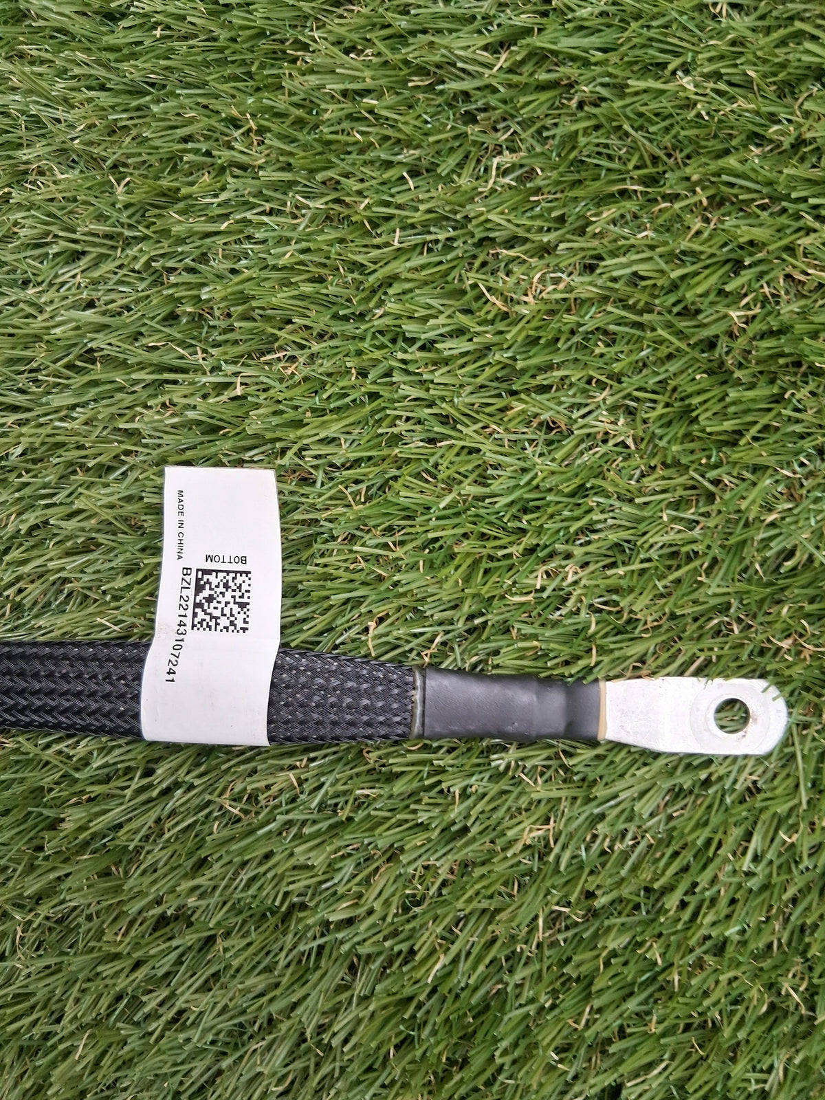 OEM 1070979-00-G 2022 Tesla Model Y Rear Motor Ground Cable Strap
