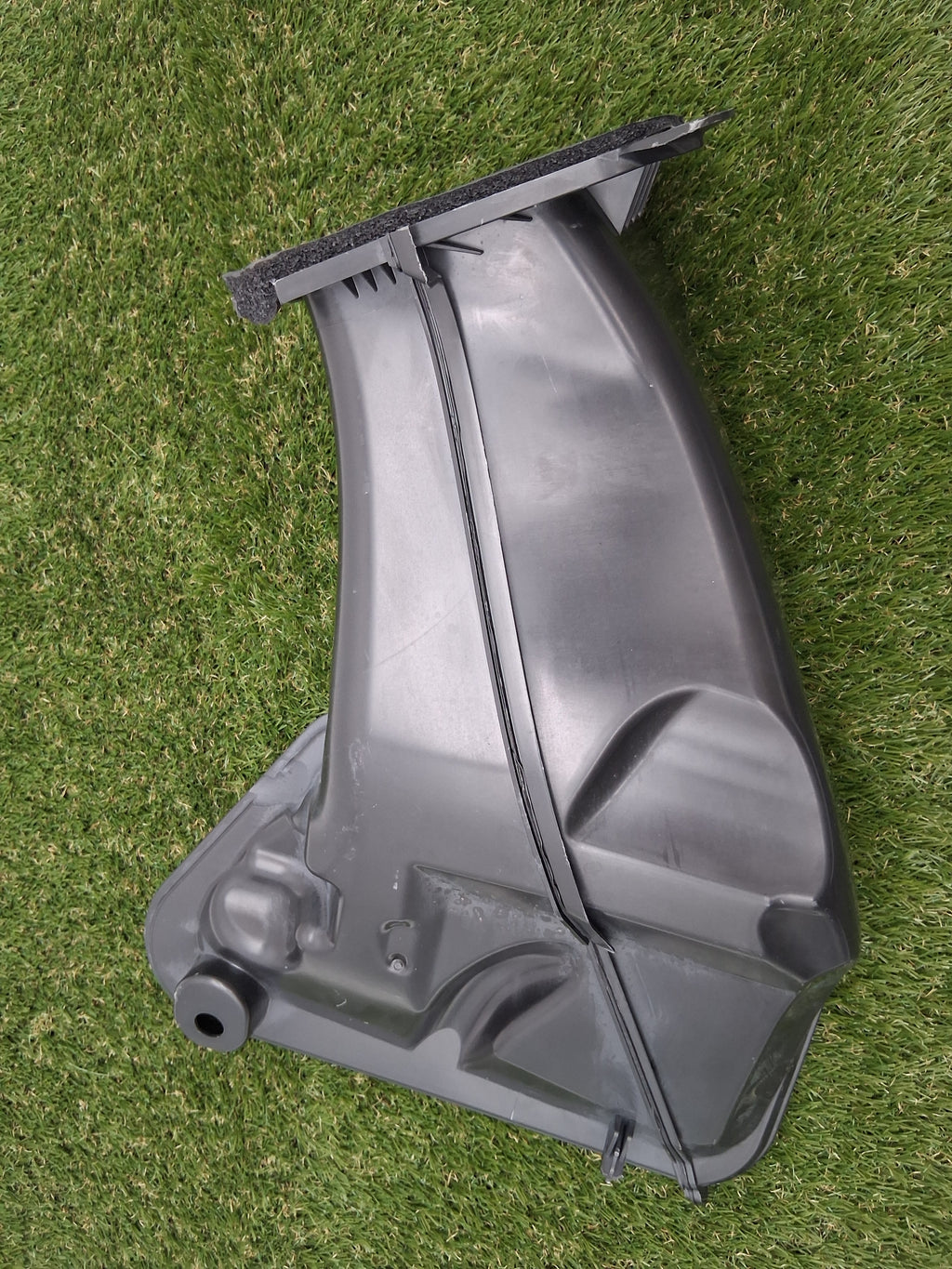 OEM 1499137-00 2022 Tesla Model Y Cabin HVAC Intake Filter Duct