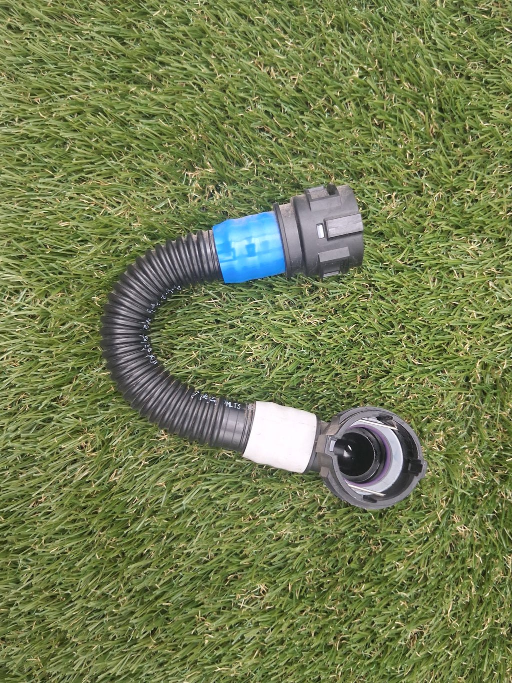 OEM 1501348-00-B 2022 Tesla Model Y Powertrain Return Hose Coolant Pipe