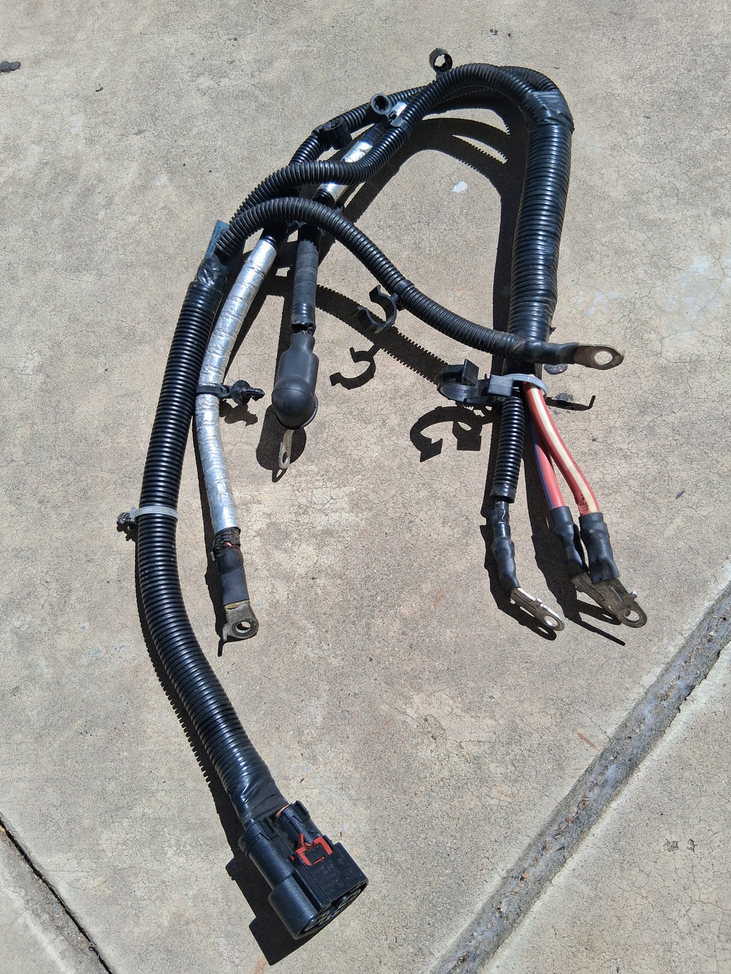 OEM# 84411921 2019 Chevy Tahoe Premier Battery Cable Wire Harness