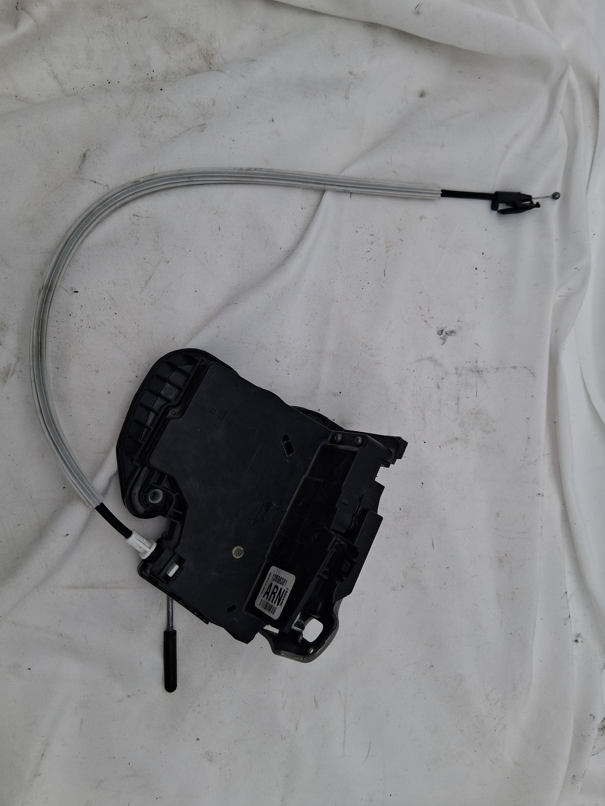 OEM# 13598381 2019 Chevy Tahoe Premier Door Lock Latch Actuator