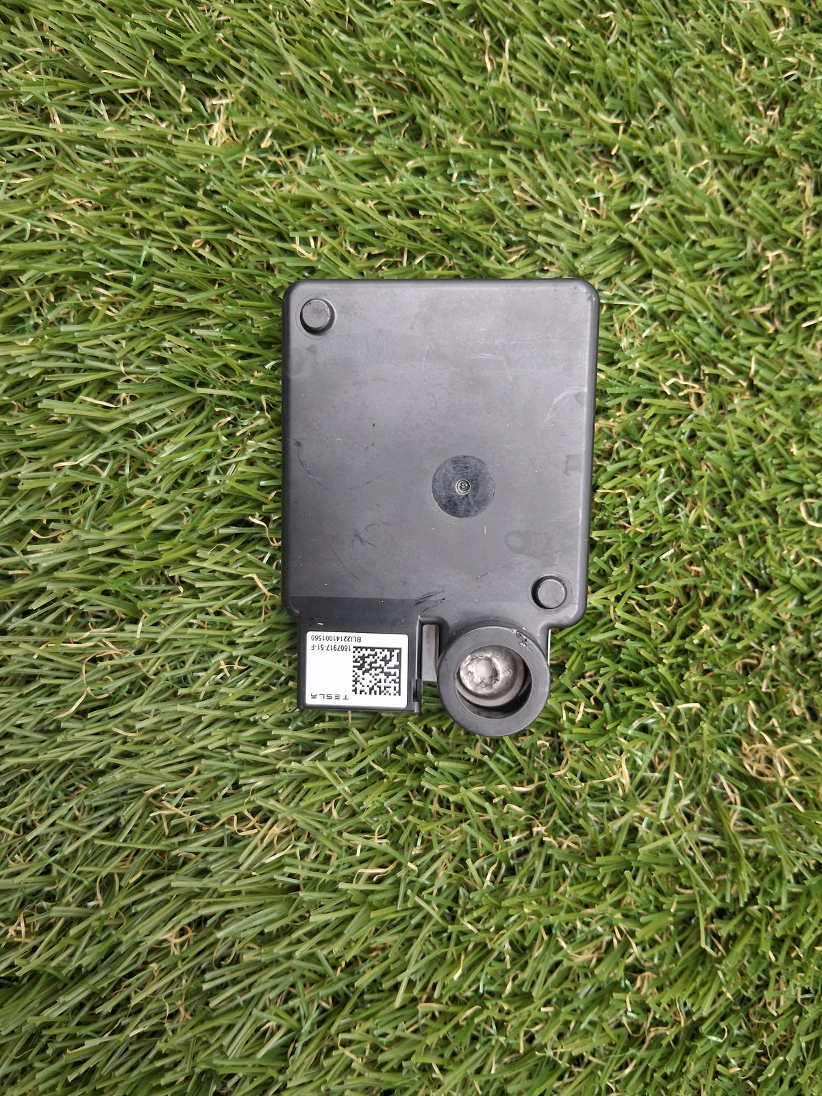 OEM 1607917-51-F 2022 Tesla Model Y Radar Sensor Module